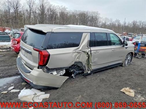 Pearl Beige Metallic 2023 GMC Yukon XL Denali