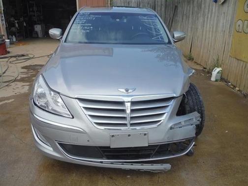 2012 Hyundai Genesis 3.8