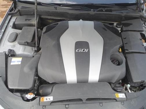 2012 Hyundai Genesis 3.8
