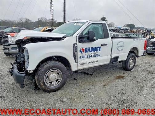 Oxford White 2024 Ford F-250 XL