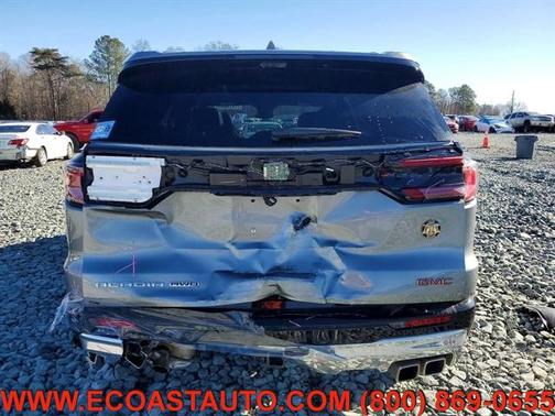 2025 GMC Acadia Denali