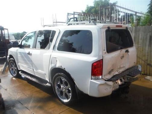 2004 Nissan Pathfinder SE