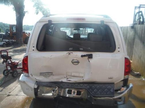 2004 Nissan Pathfinder SE
