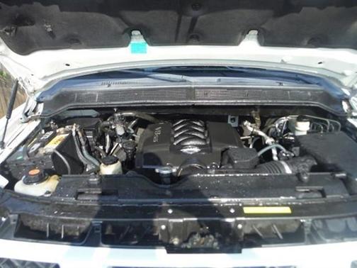 2004 Nissan Pathfinder SE