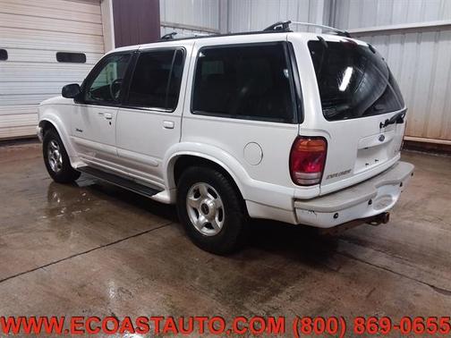 Photo 3 of 17 of 2000 Ford Explorer Limited