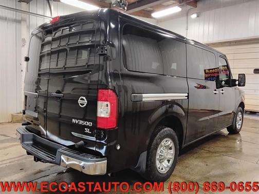 2017 Nissan NV Passenger NV3500 HD SL V8
