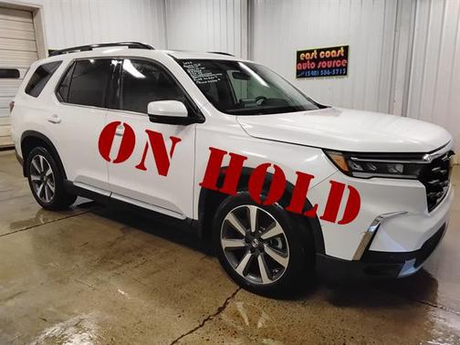 2023 Honda Pilot Touring 8-Passenger