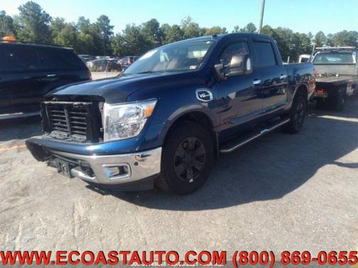 2017 Nissan Titan SV