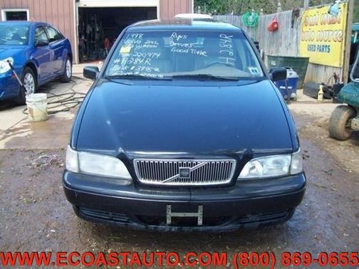 Photo 4 of 7 of 1998 Volvo V70