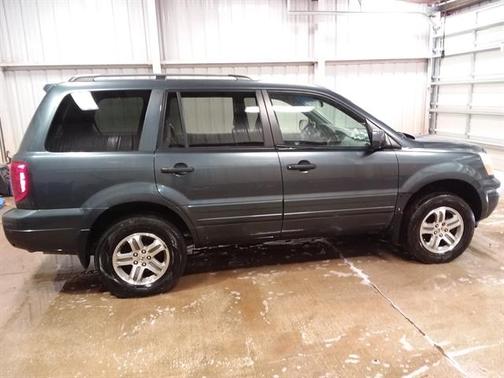 Photo 4 of 15 of 2004 Honda Pilot EX-L