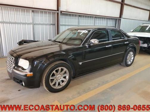 2005 Chrysler 300C Base
