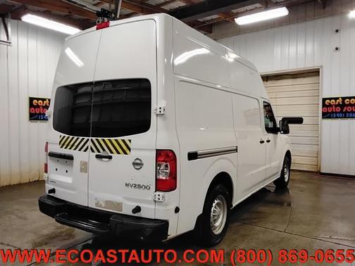 2017 Nissan NV Cargo NV2500 HD S V6