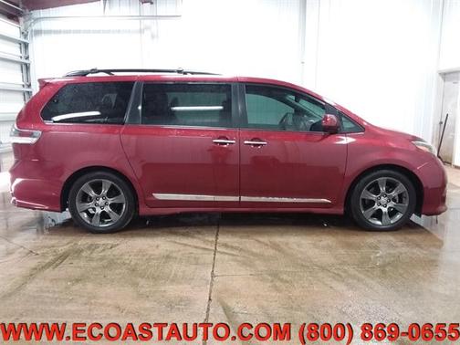 2016 Toyota Sienna SE