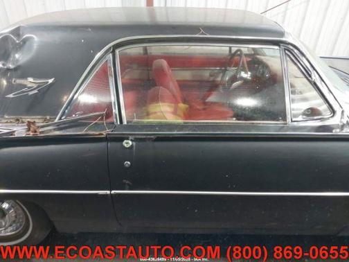 1961 Ford Thunderbird Base