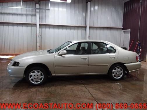 Photo 1 of 15 of 1999 Nissan Altima GXE