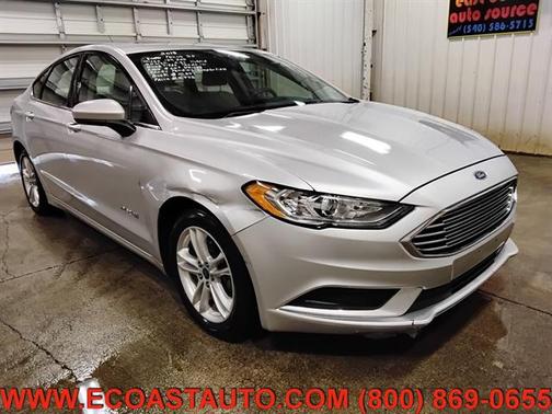 Ingot Silver Metallic 2018 Ford Fusion Hybrid SE