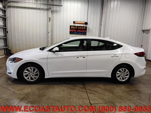 2018 Hyundai ELANTRA SE