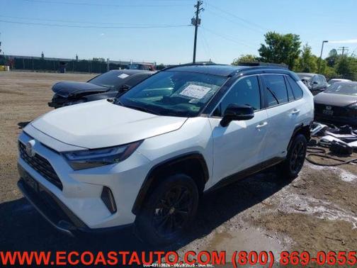 2024 Toyota RAV4 Hybrid SE