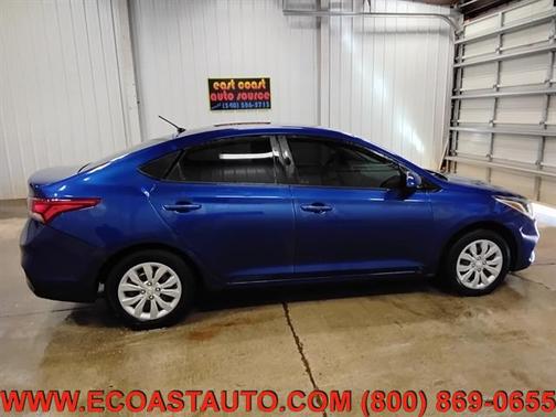 2022 Hyundai Accent SE