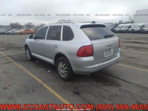 Photo 3 of 9 of 2006 Porsche Cayenne