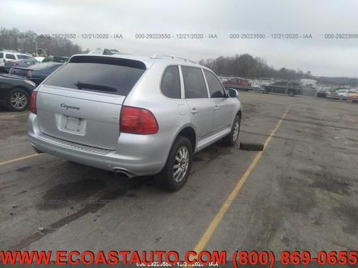 Photo 4 of 9 of 2006 Porsche Cayenne