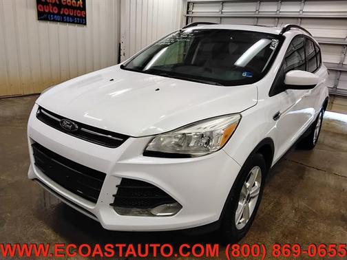 Oxford White 2014 Ford Escape SE