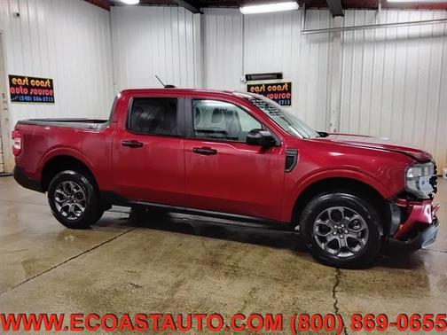 Ruby Red Metallic Tinted Clearcoat 2025 Ford Maverick XLT