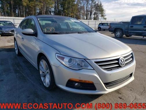 Photo 3 of 10 of 2010 Volkswagen CC Luxury