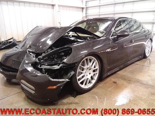 2010 Porsche Panamera 4S