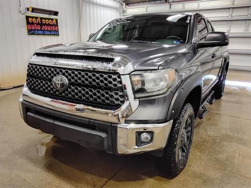 Magnetic Gray Metallic 2019 Toyota Tundra SR5