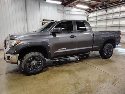 Magnetic Gray Metallic 2019 Toyota Tundra SR5