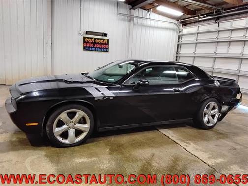 Phantom Black Tri-Coat Pearl 2014 Dodge Challenger R/T