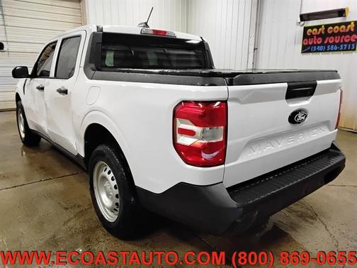 Oxford White 2025 Ford Maverick XL