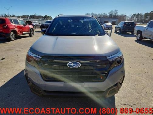 2025 Subaru Forester Base