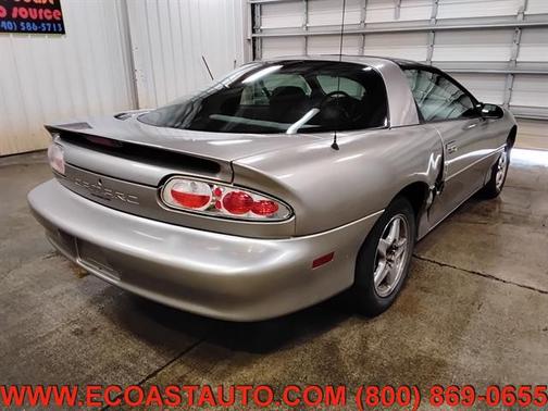 2000 Chevrolet Camaro Base