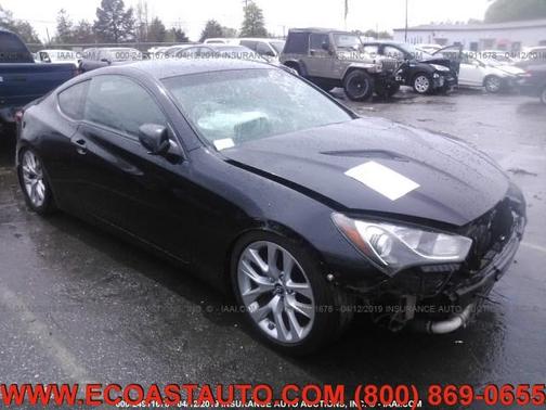 Photo 1 of 10 of 2013 Hyundai Genesis Coupe 2.0T