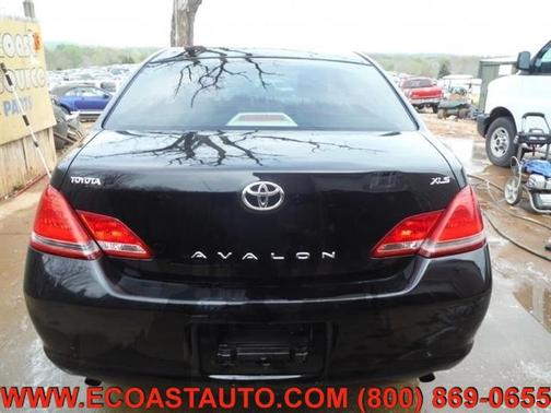 2005 Toyota Avalon XLS