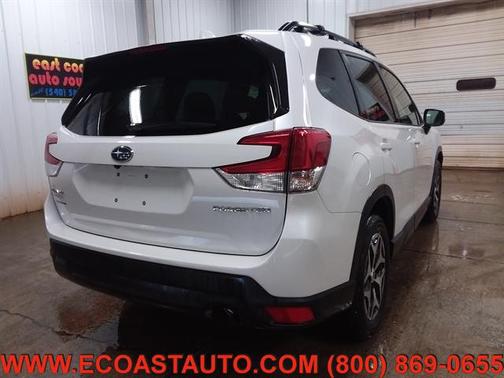 2022 Subaru Forester Premium