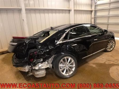 Photo 4 of 15 of 2014 Cadillac XTS Luxury
