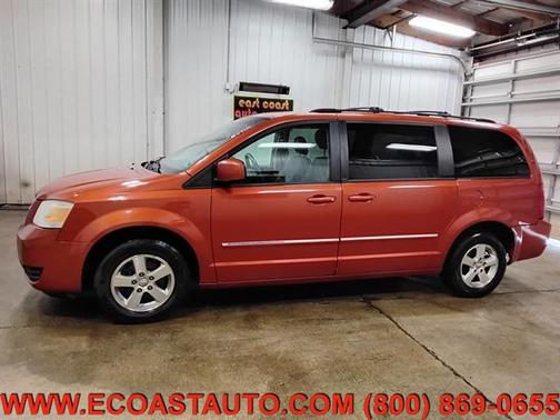 Sunburst Orange Pearl 2008 Dodge Grand Caravan SXT