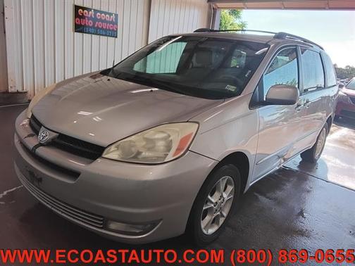 Desert Sand Mica 2004 Toyota Sienna XLE