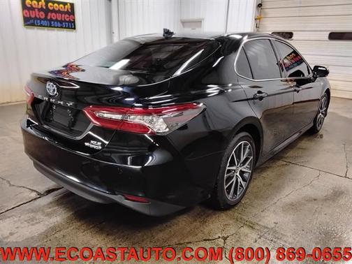 2021 Toyota Camry Hybrid XLE