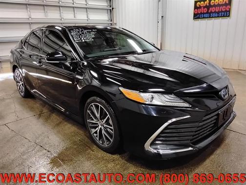 2021 Toyota Camry Hybrid XLE