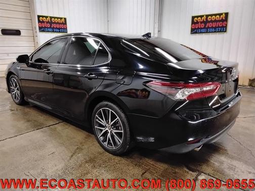 2021 Toyota Camry Hybrid XLE