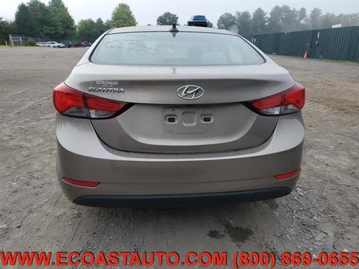 2014 Hyundai ELANTRA SE