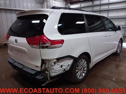 2012 Toyota Sienna XLE