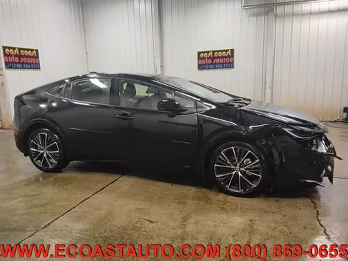 2025 Toyota Prius XLE