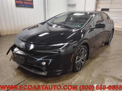 2025 Toyota Prius XLE