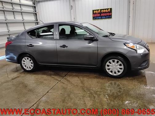 2019 Nissan Versa 1.6 S+