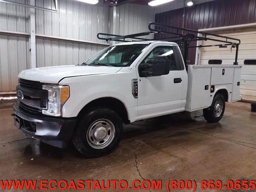 Photo 1 of 19 of 2017 Ford F-250 XL